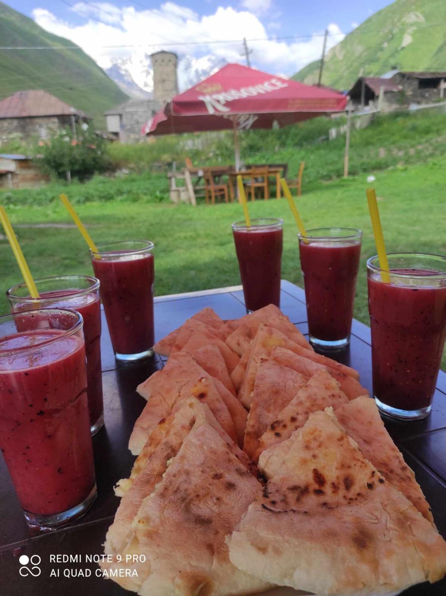 Chvibiani Guesthouse & Bar Ushguli Exterior foto
